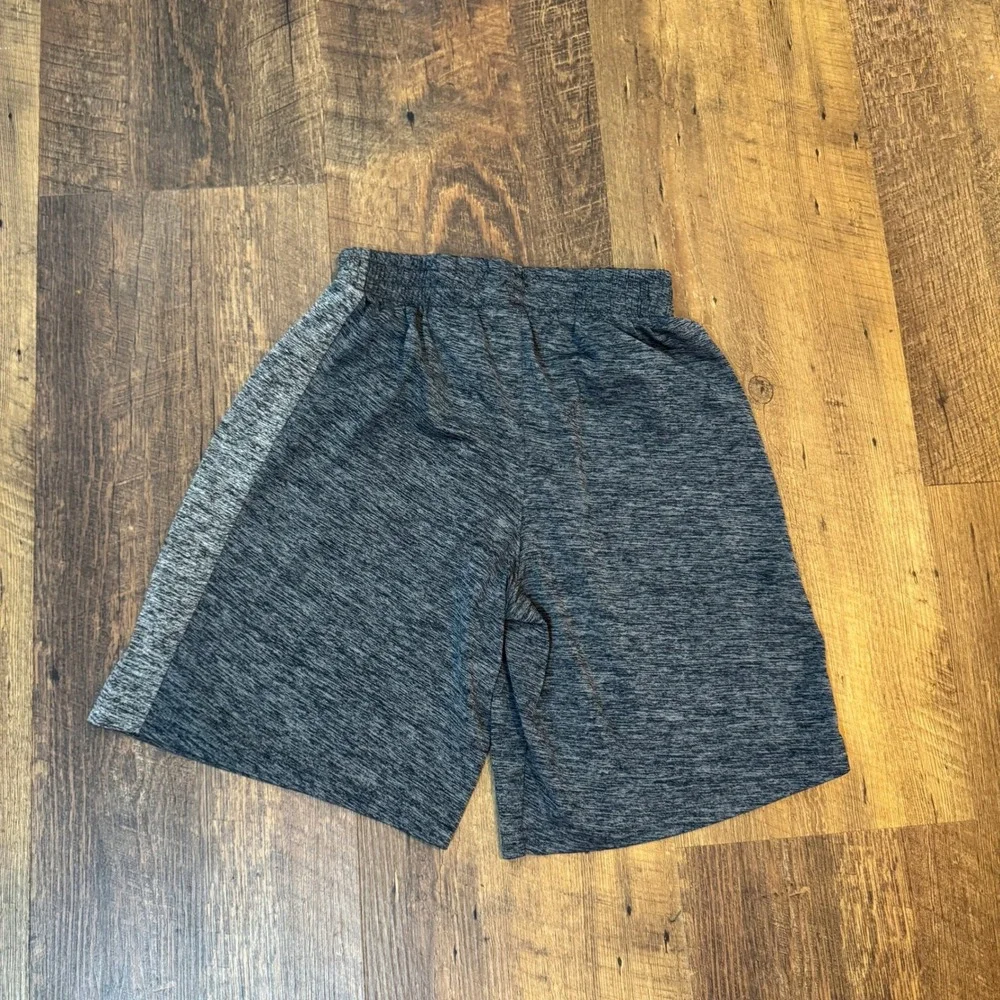 Reebok Athletic‎ Basketball Shorts Boys 10/12 Elastic Waist Gray